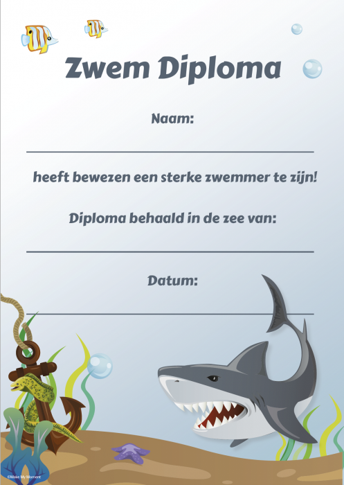 Zwemdiploma met een haai onderwater